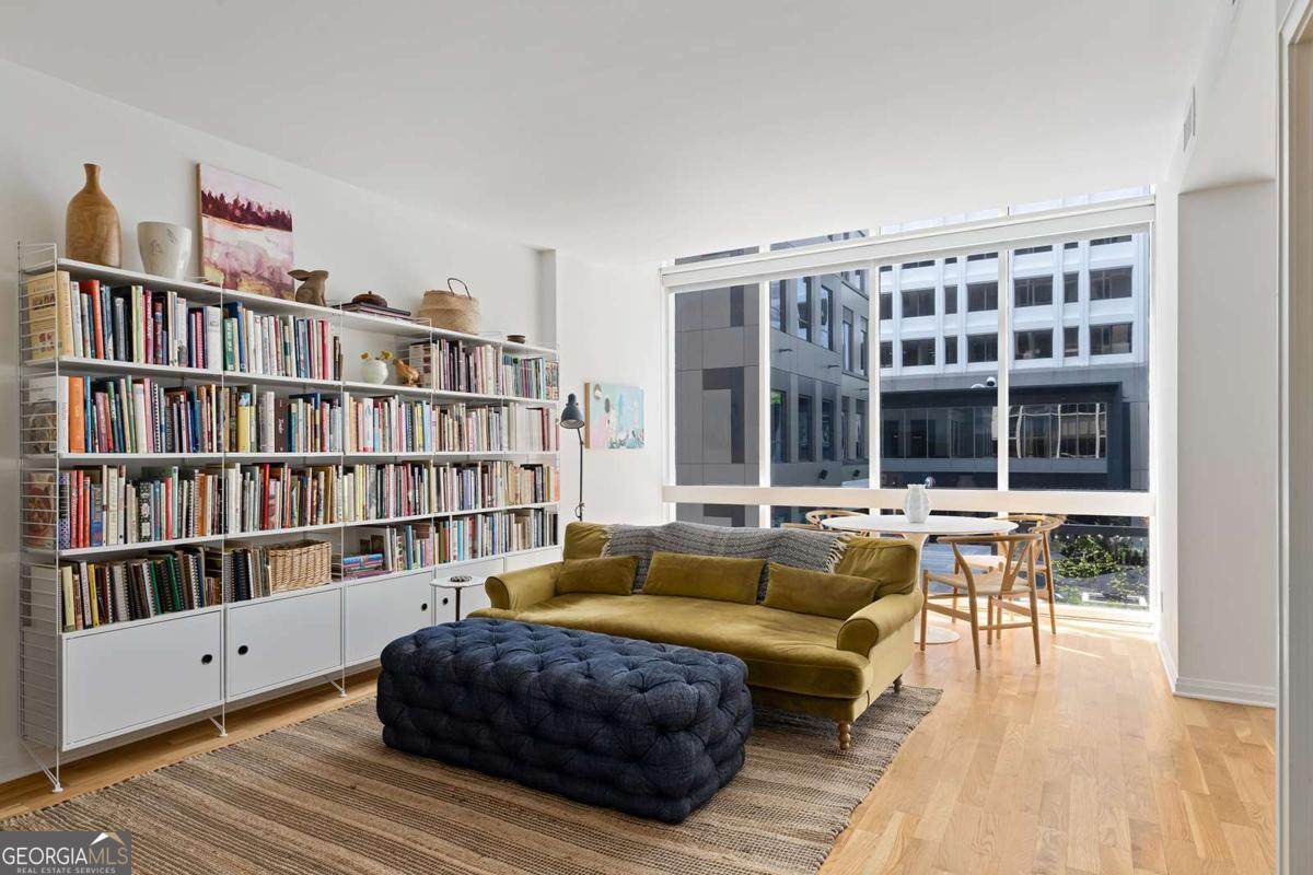 145 15th Street - Photo 1