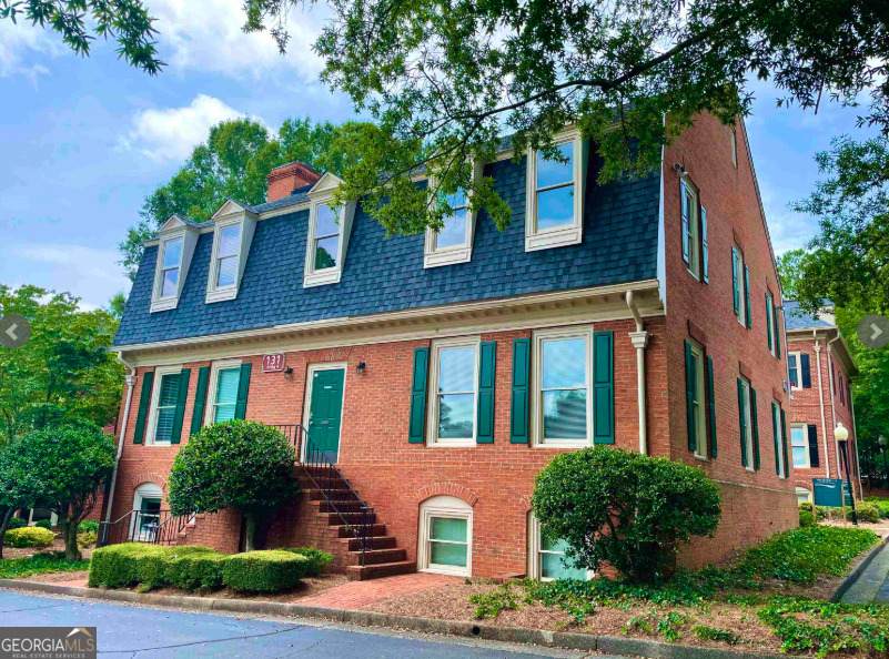 131 Village Parkway - Photo 1