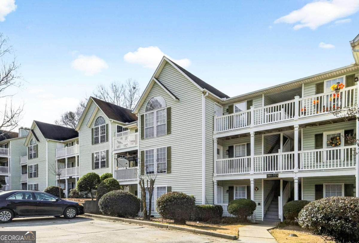 305 Cobblestone Trail - Photo 1