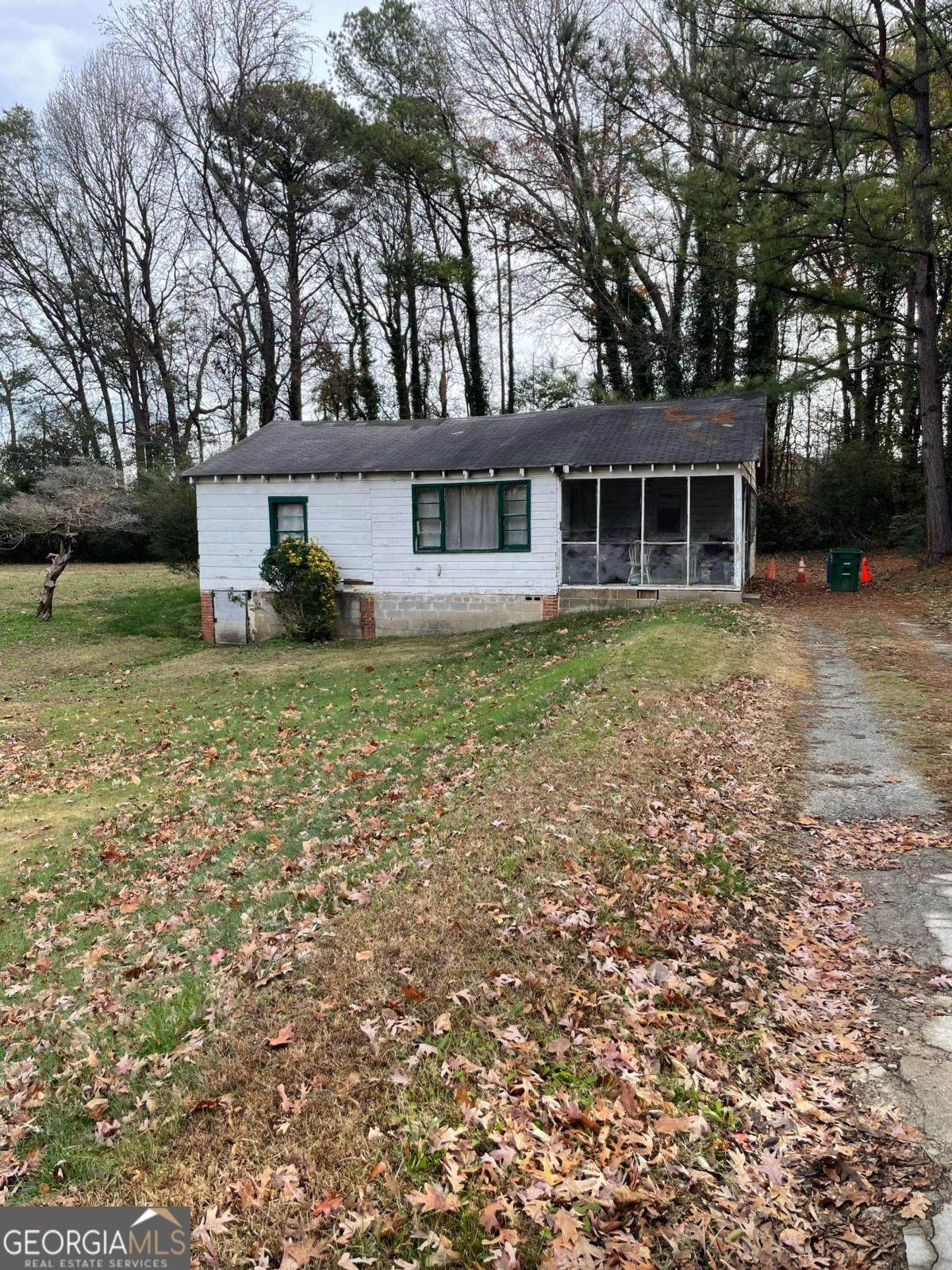 4079 Carver Drive - Photo 1