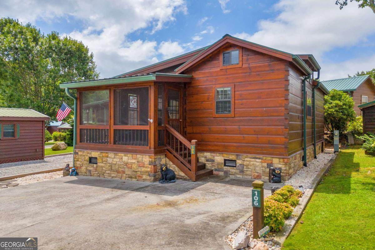 106 River Vista Drive - Photo 1