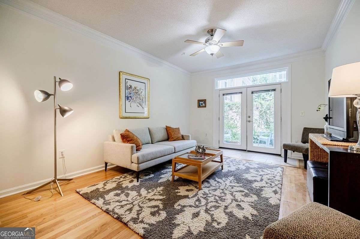 955 Juniper Street - Photo 1