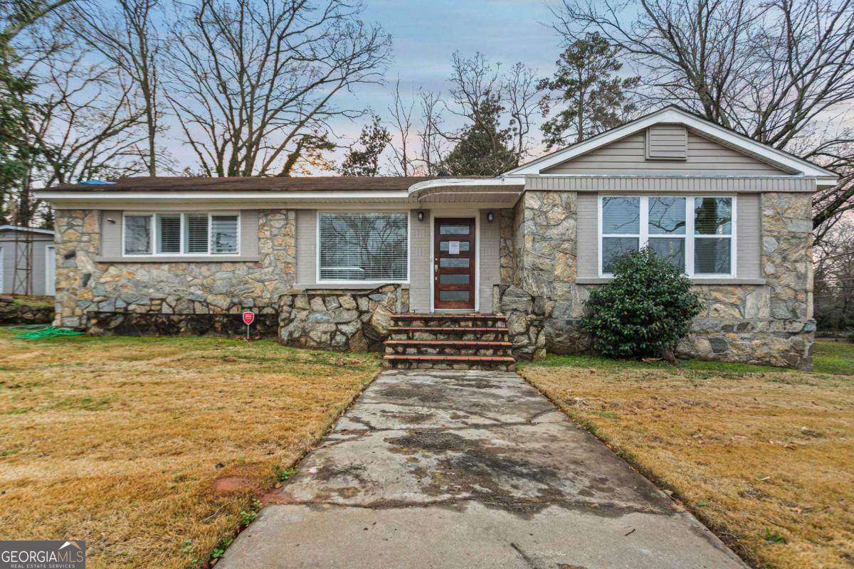 141 Fairview Drive - Photo 1