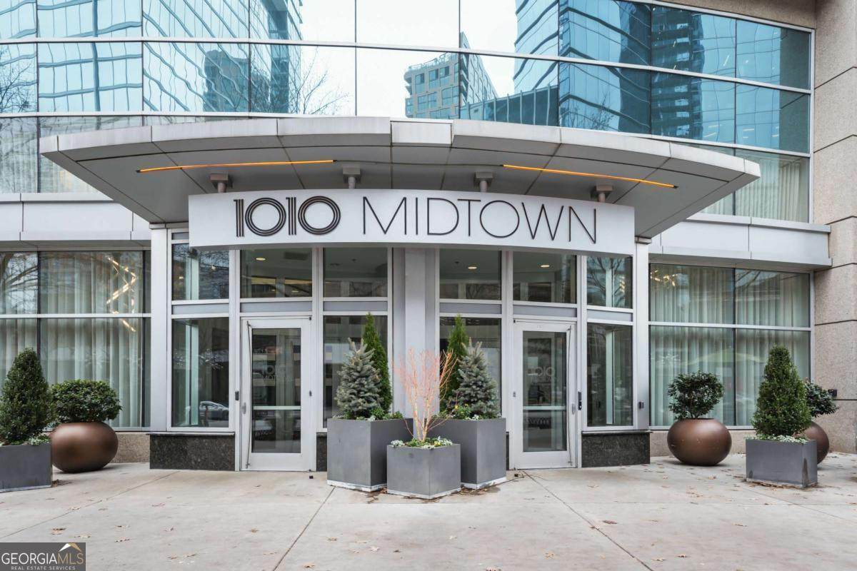 1080 Peachtree Street - Photo 1