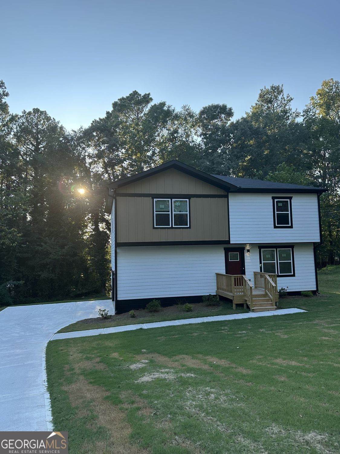 110 Wildwood Drive - Photo 1