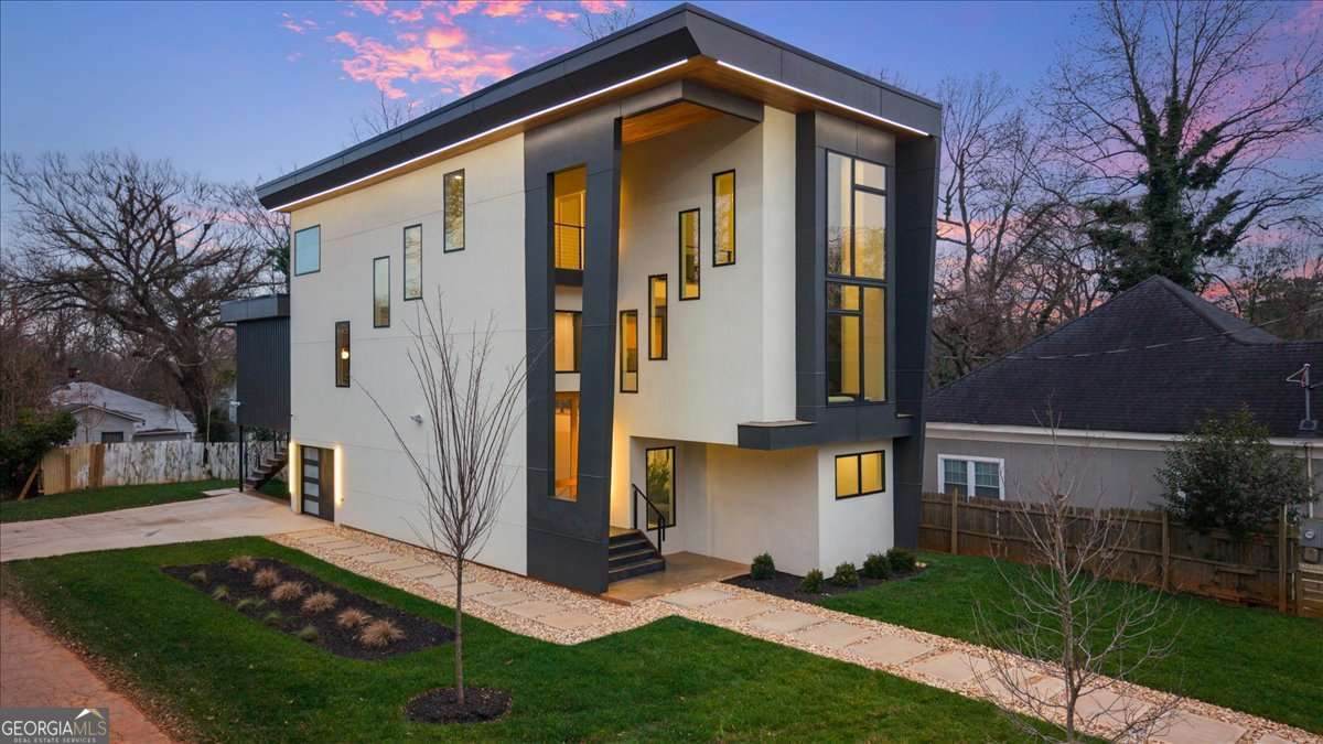 172 Racine Street - Photo 1