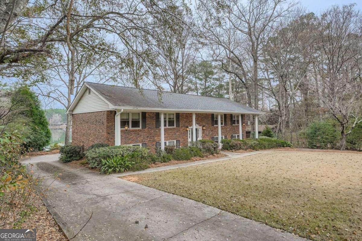 4707 Matterhorn Drive - Photo 1