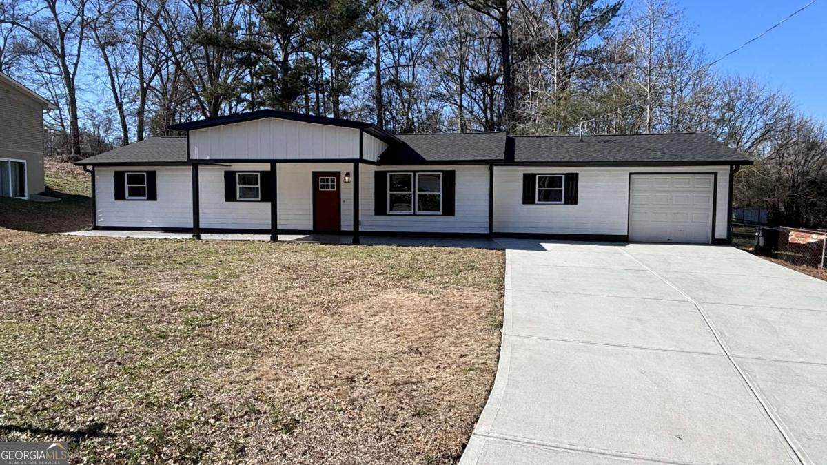 487 Valerie Circle - Photo 1