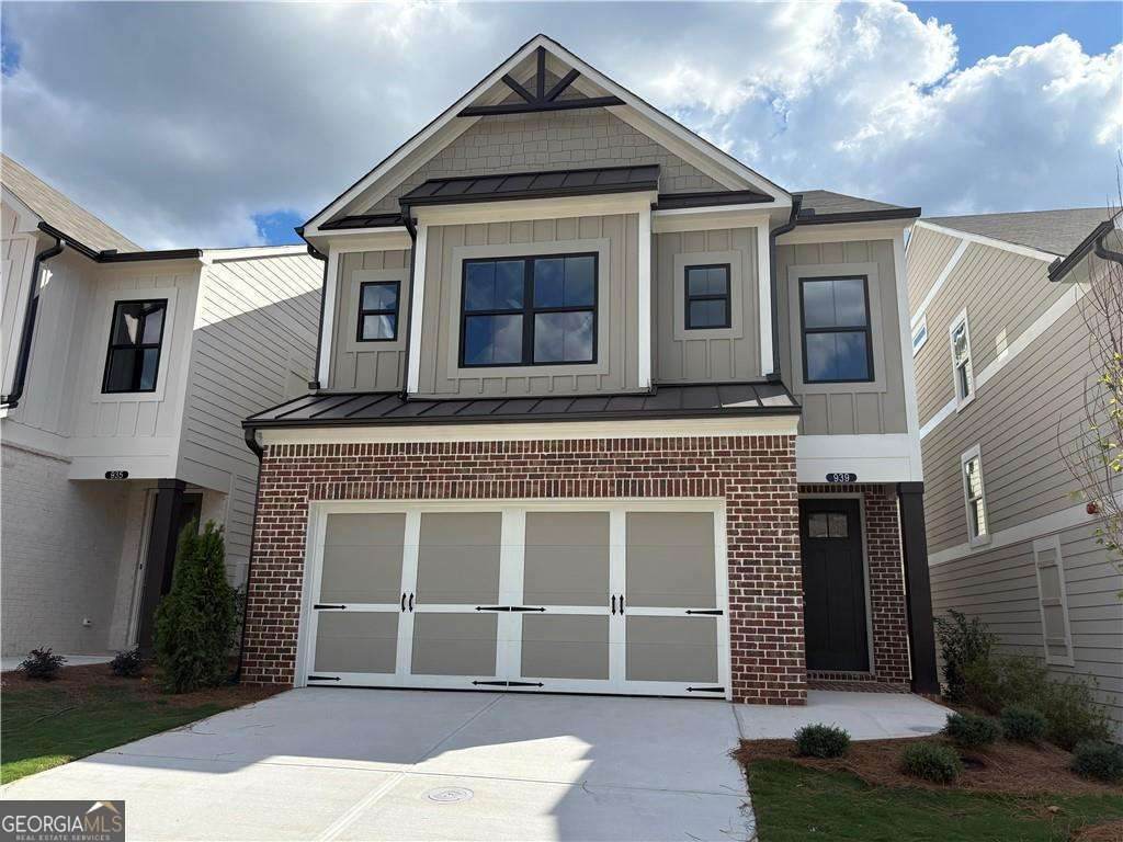 939 Crestmanor Drive - Photo 1