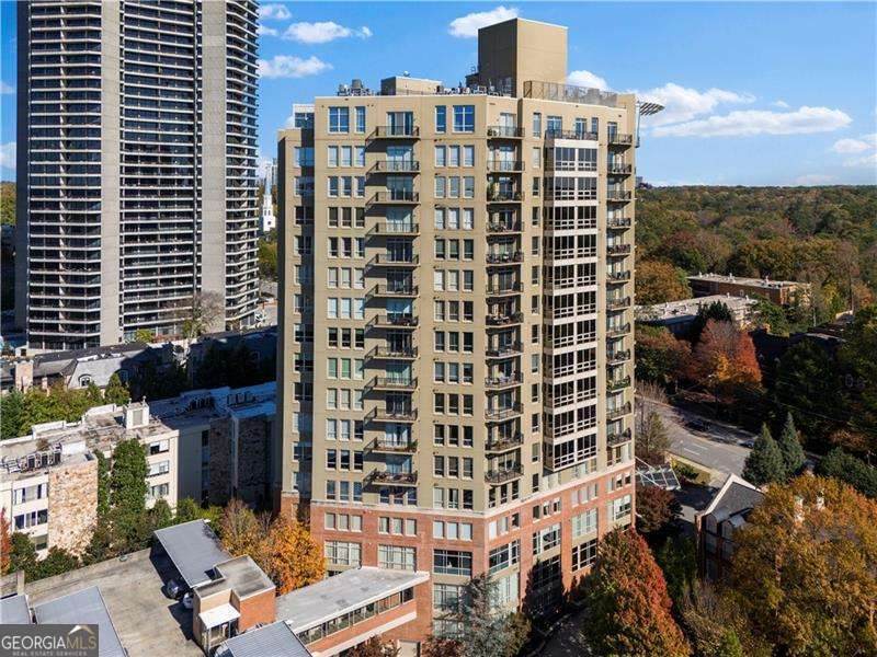 2626 Peachtree Road - Photo 1