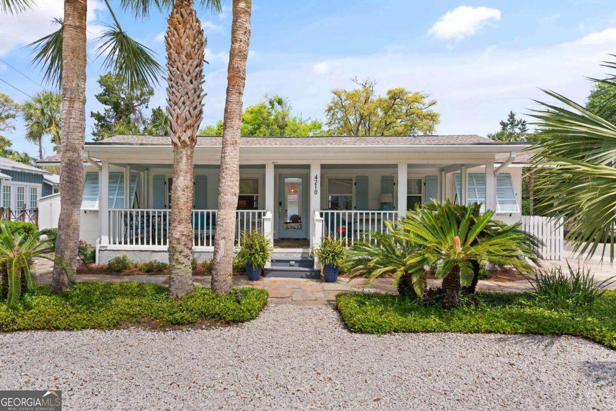 4210 7th Street - Photo 1