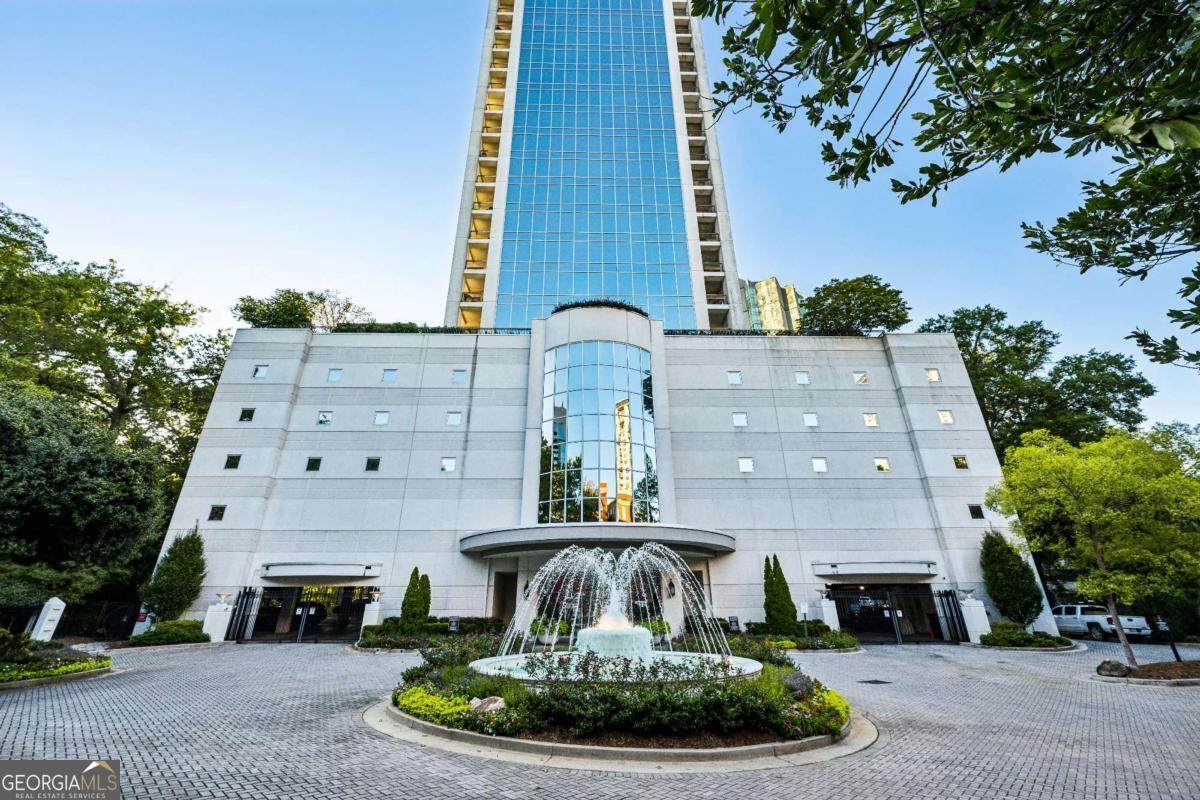 2828 Peachtree Road - Photo 1
