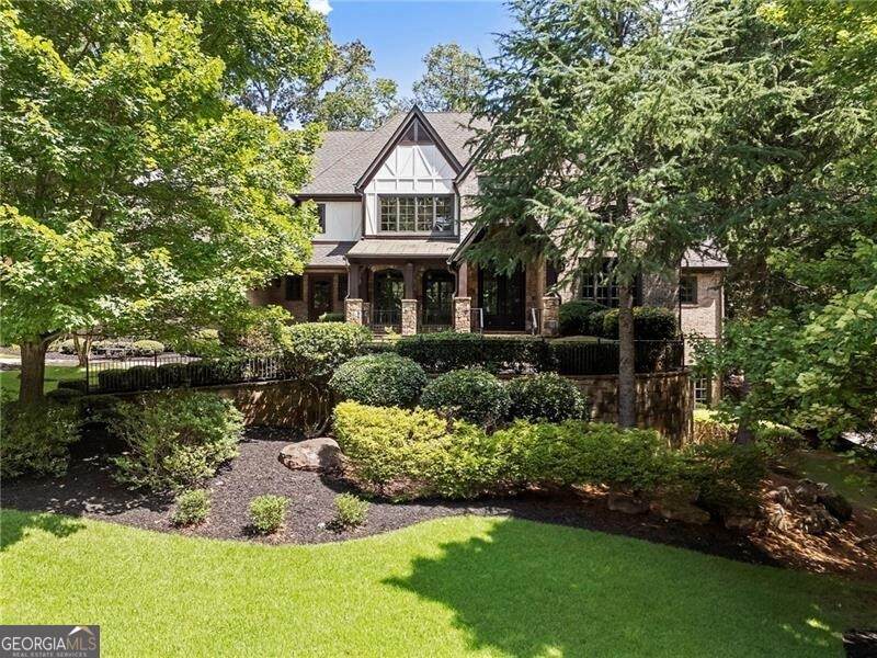 989 Middle Fork Trail - Photo 1