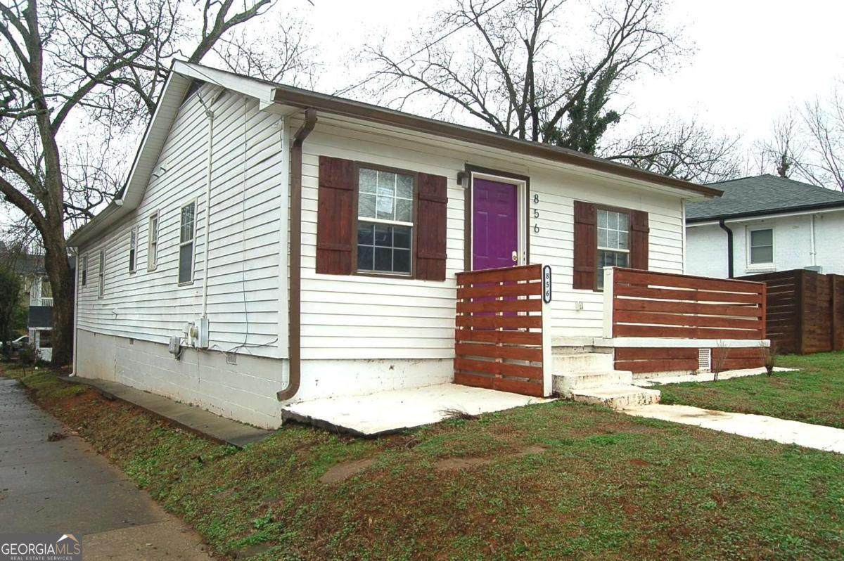 856 Beckwith Street - Photo 1