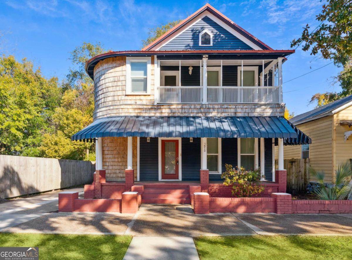 1512 Albany Street - Photo 1