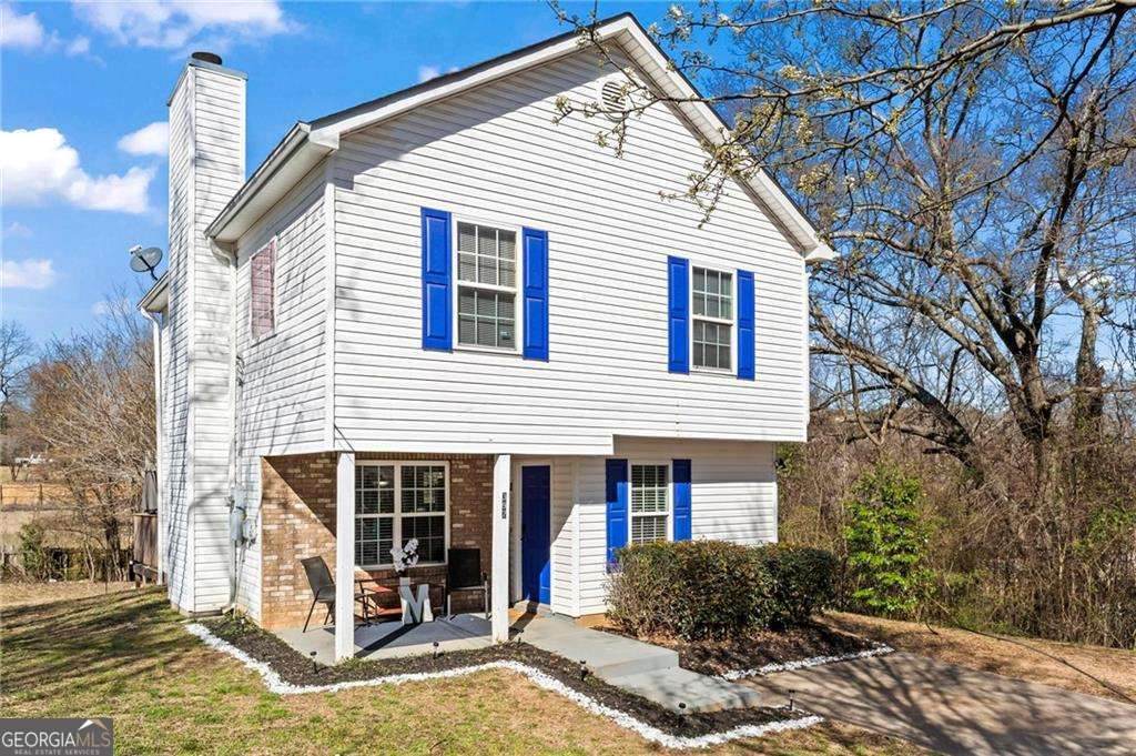 392 4th Street - Photo 1