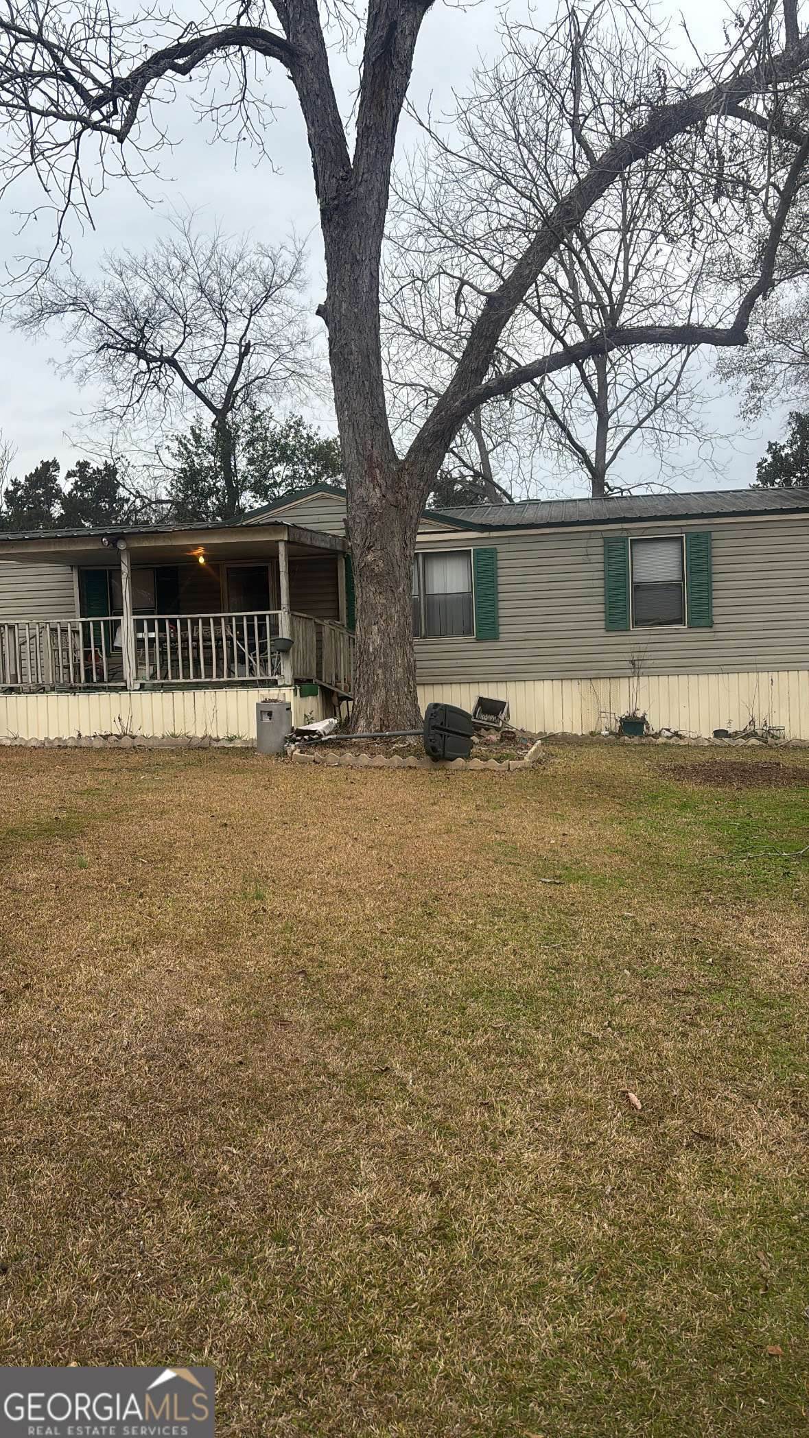 187 Evergreen Avenue - Photo 1