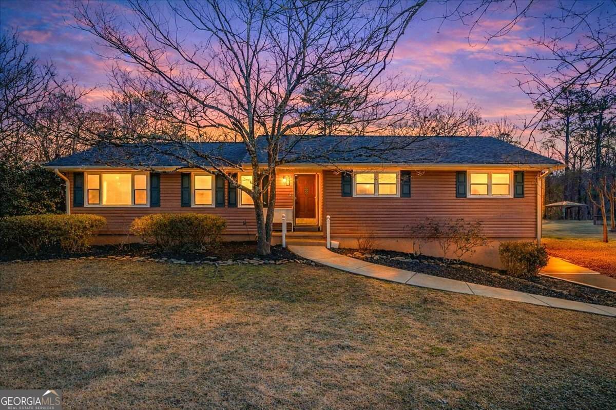 513 Rivercrest Drive - Photo 1