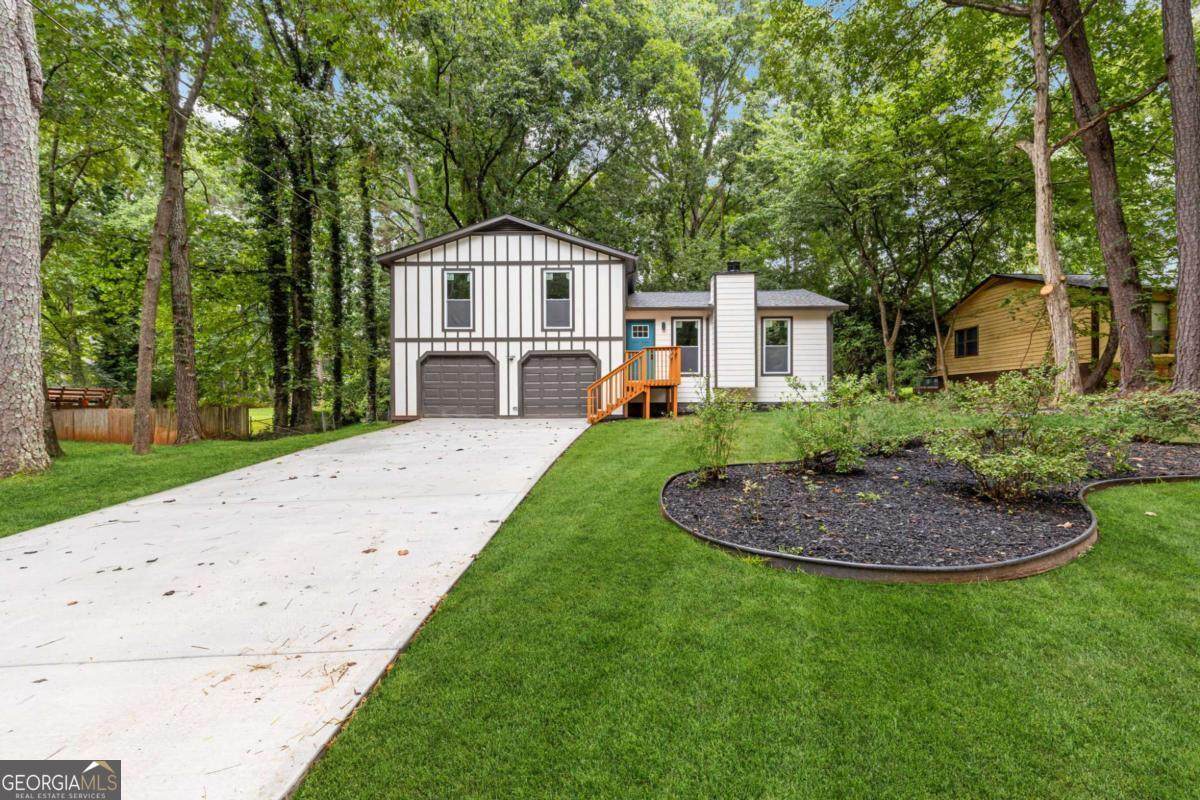 1097 Wildwood Lane - Photo 1