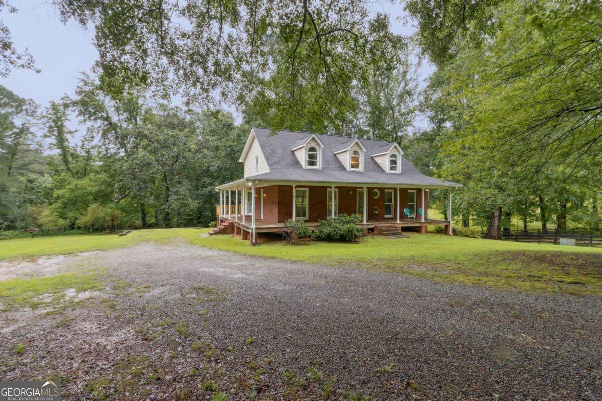 83 Russell Road - Photo 1