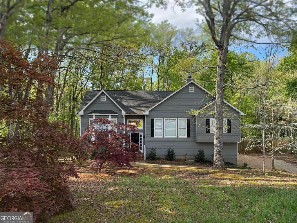 330 Amsterdam Way - Photo 1