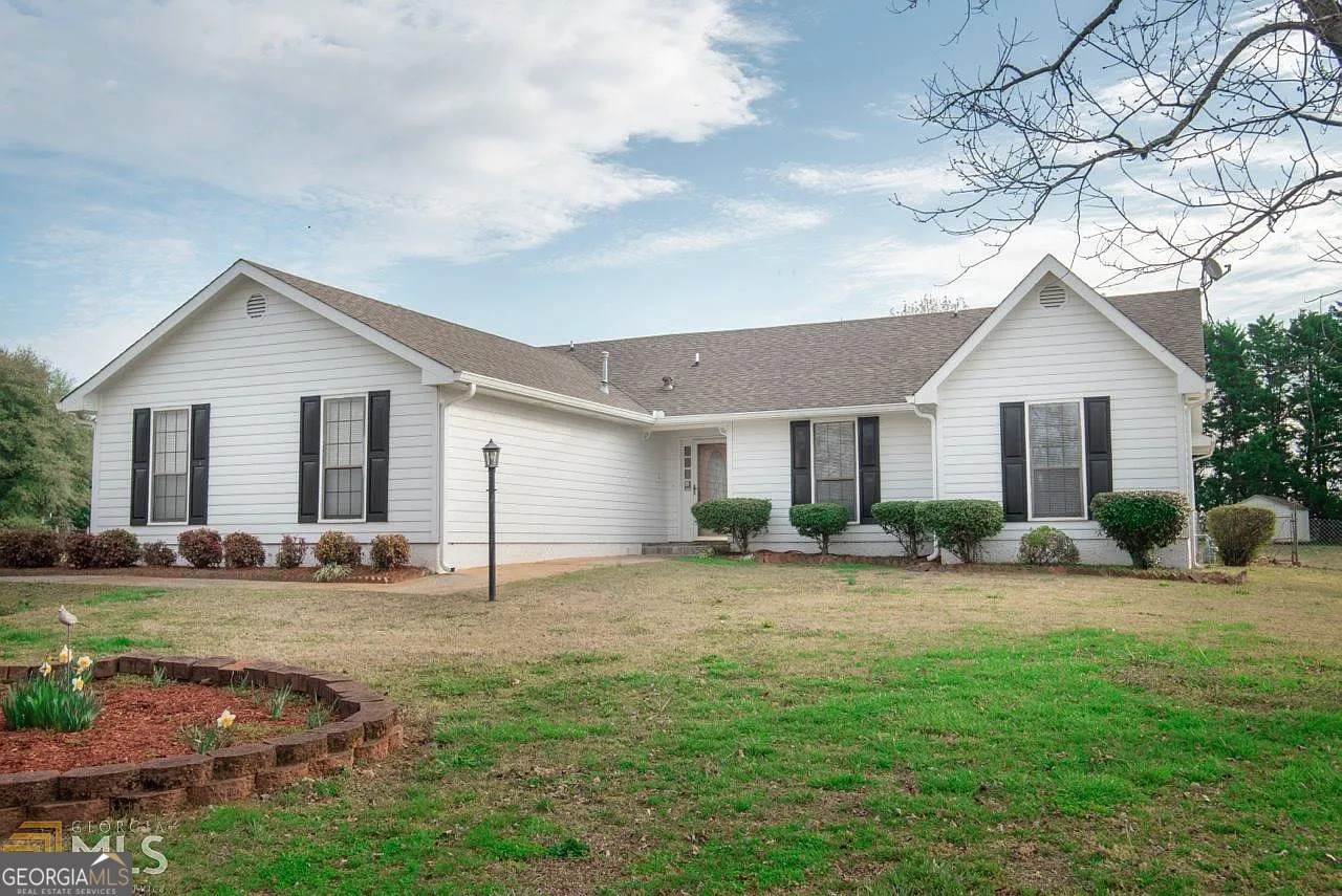 11058 Hunters Lane - Photo 1