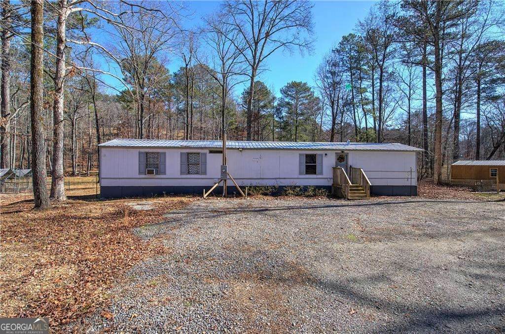 676 Flowery Branch Road - Photo 1