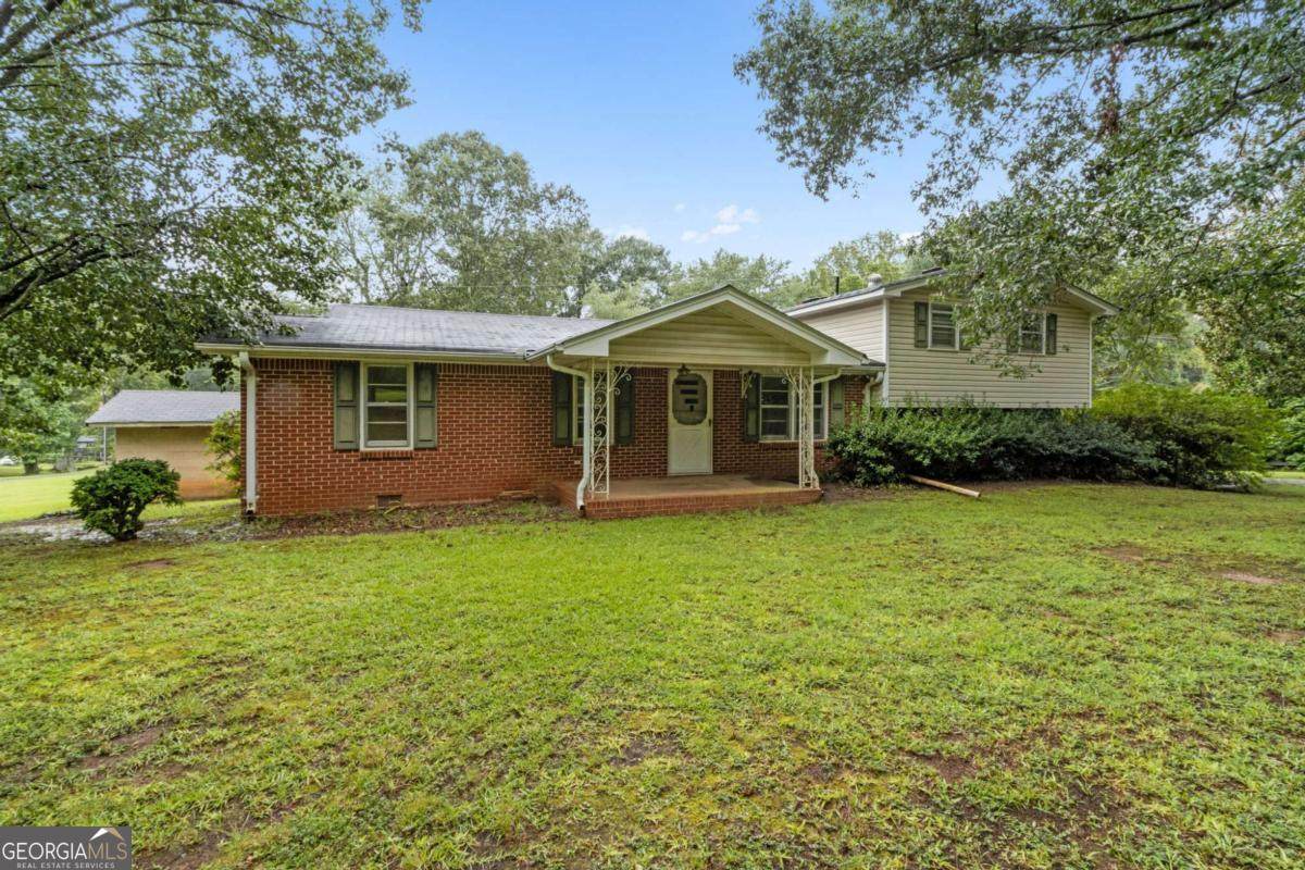 81 Russell Road - Photo 1