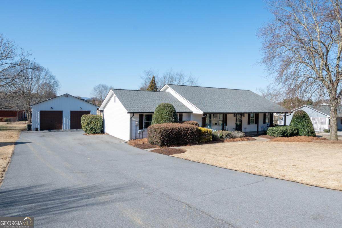 153 Thelma Road - Photo 1