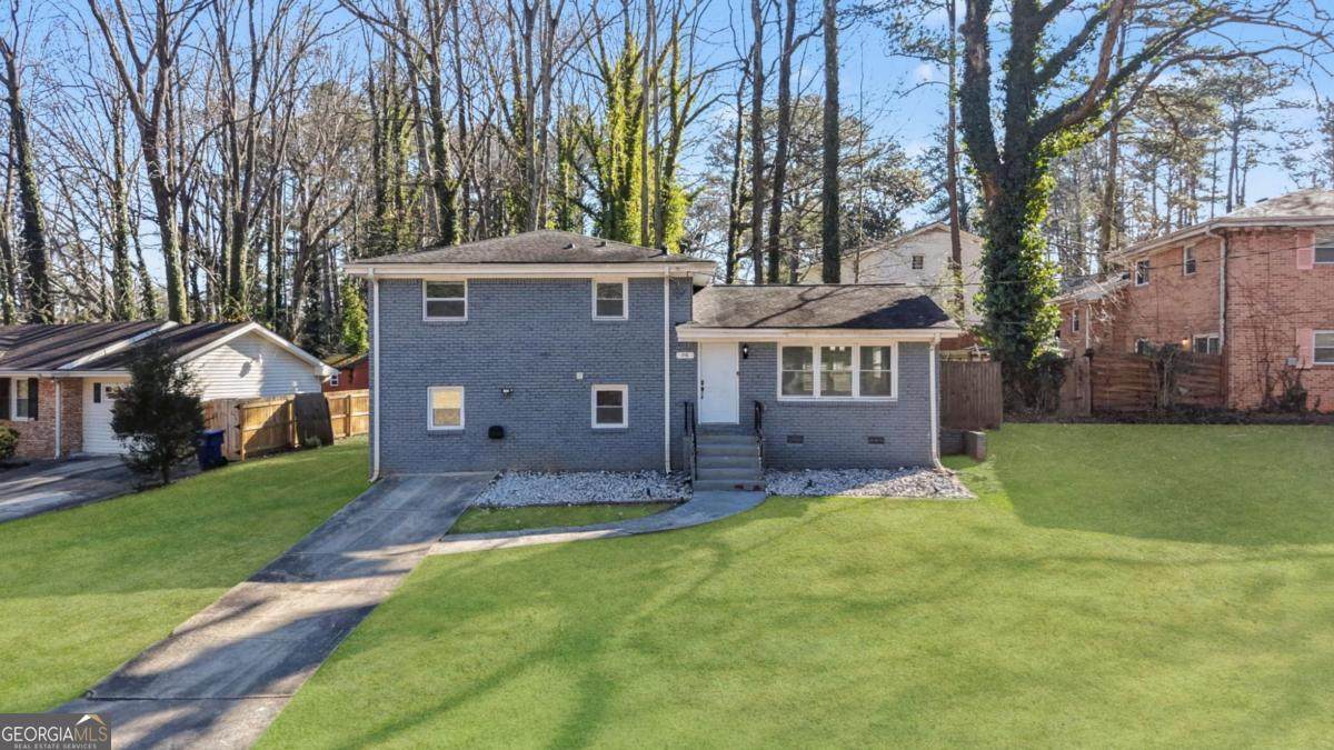 1918 Valley Ridge Drive - Photo 1