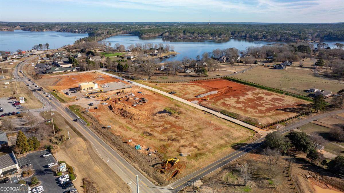 105 Thunder Pointe Drive - Photo 1