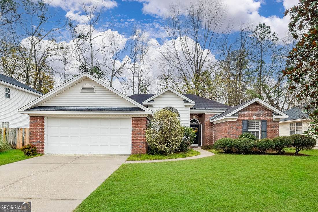 220 Parkview Court - Photo 1