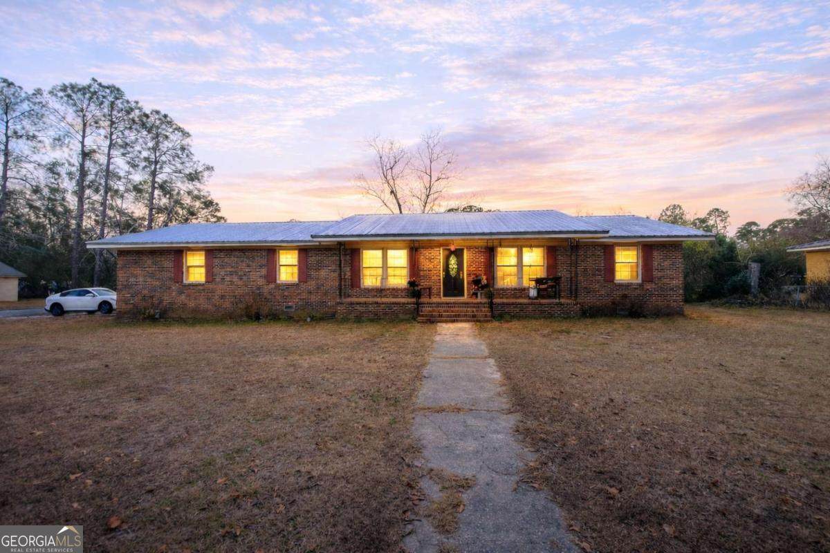 408 Janice Avenue - Photo 1