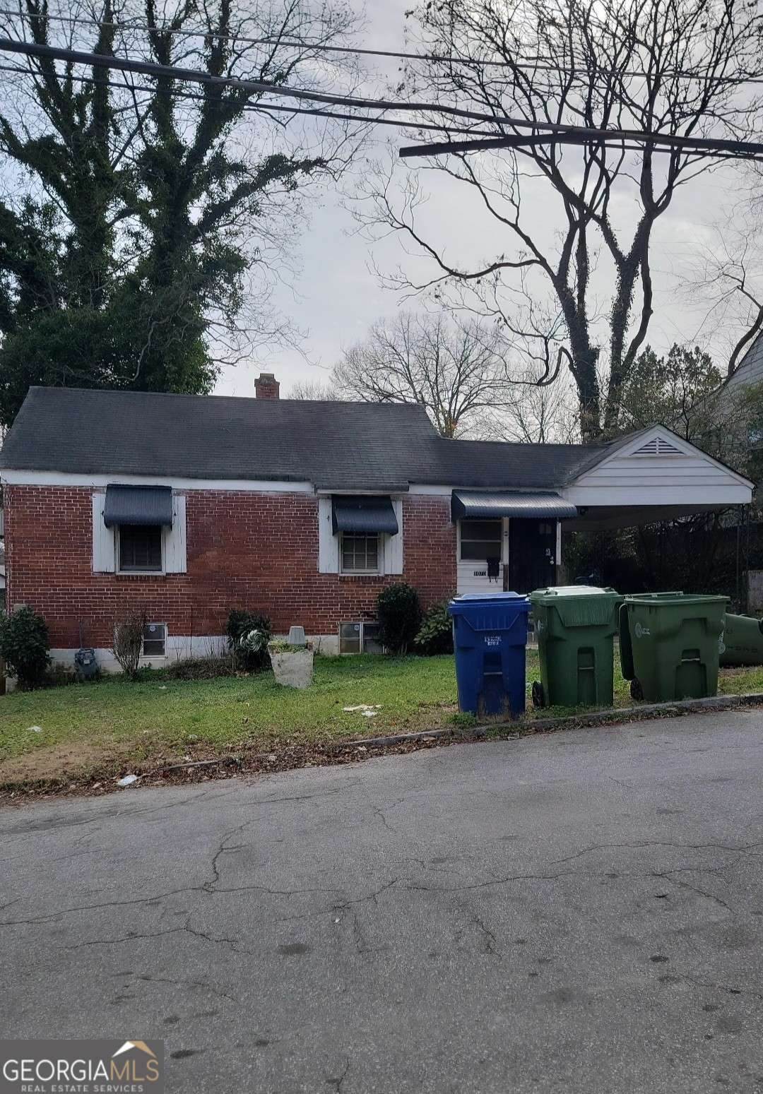 1070 Camilla Street - Photo 1