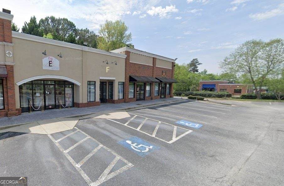 270 Glynn Street - Photo 1