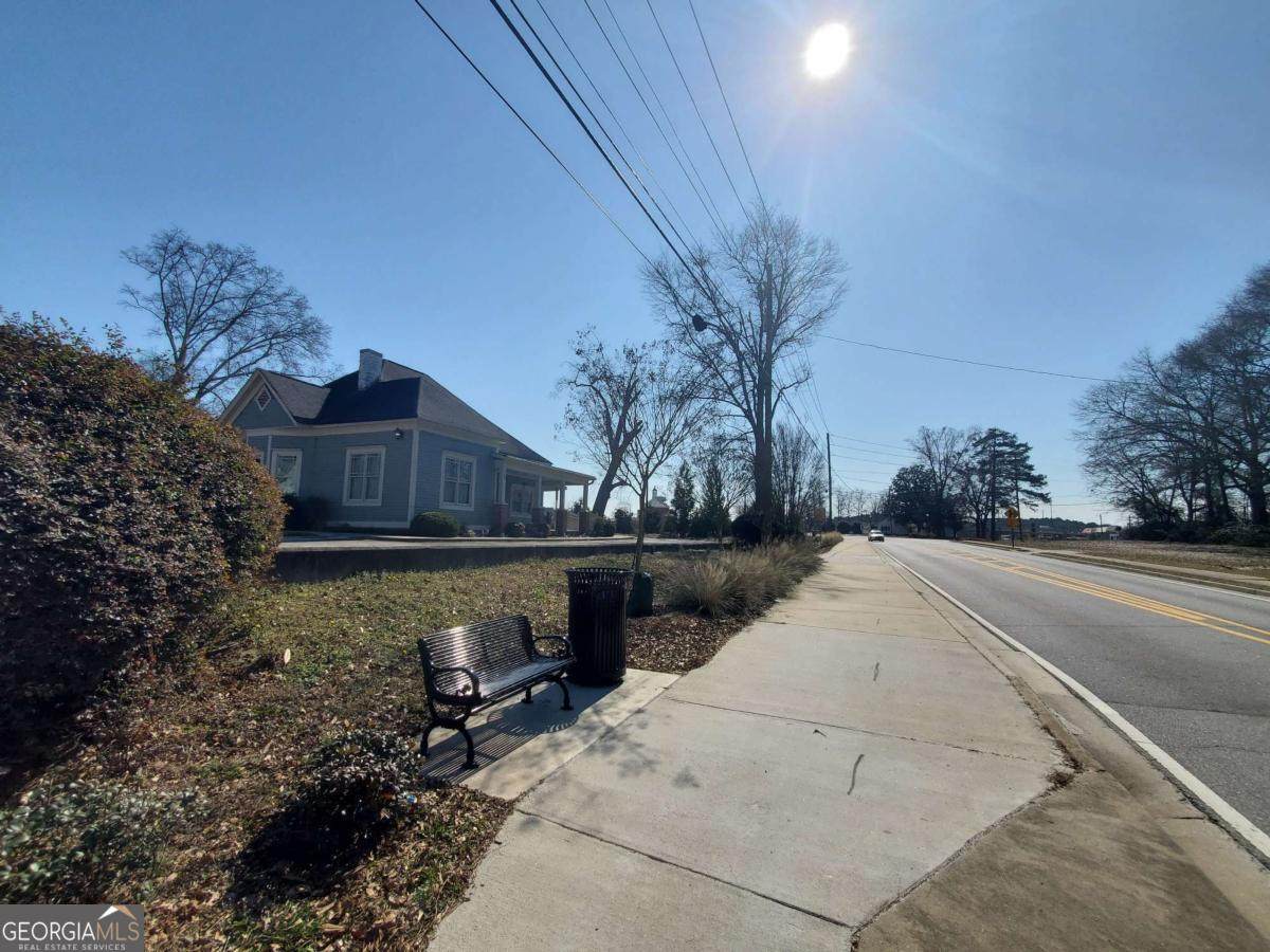 123 Atlanta Road - Photo 1