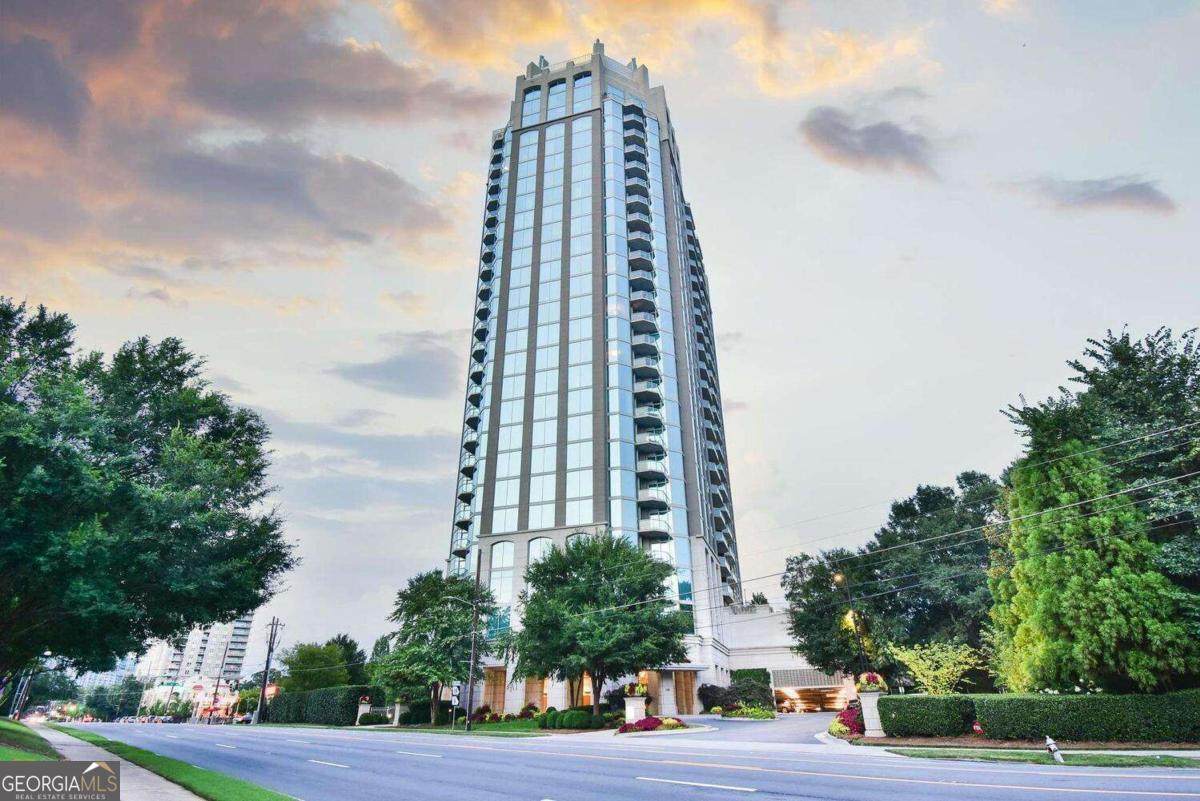 2795 Peachtree Road - Photo 1