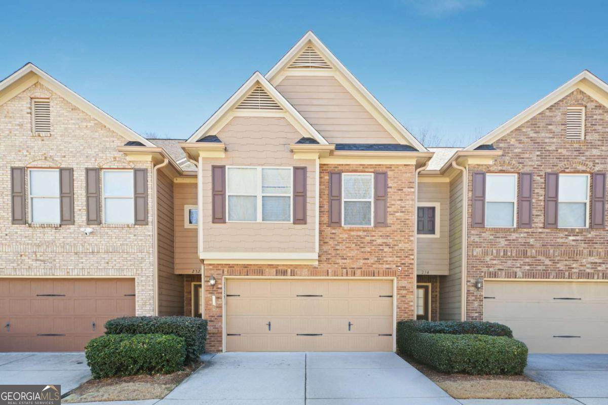 232 Oakland Hills Way - Photo 1