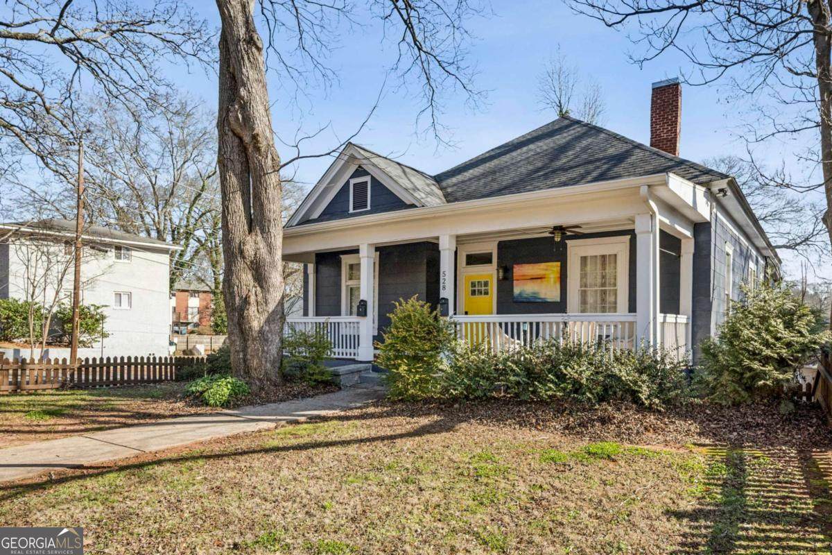 528 Holderness Street - Photo 1