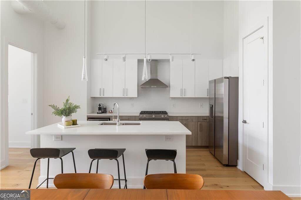 775 Juniper Street - Photo 1