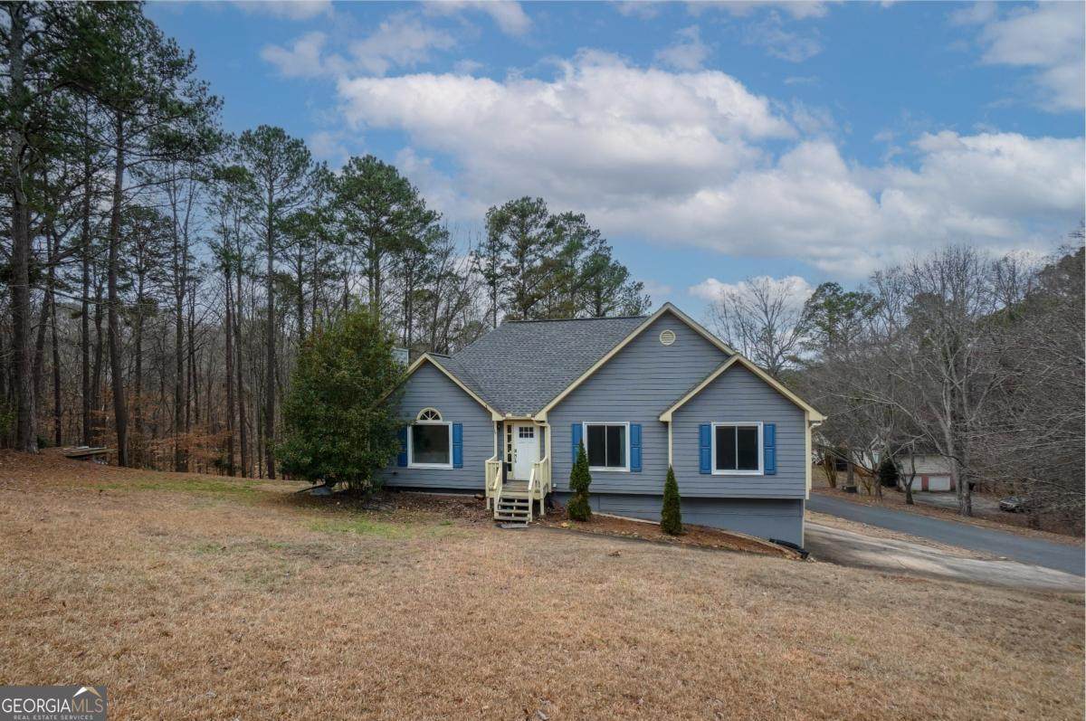 715 Lake Point Drive - Photo 1