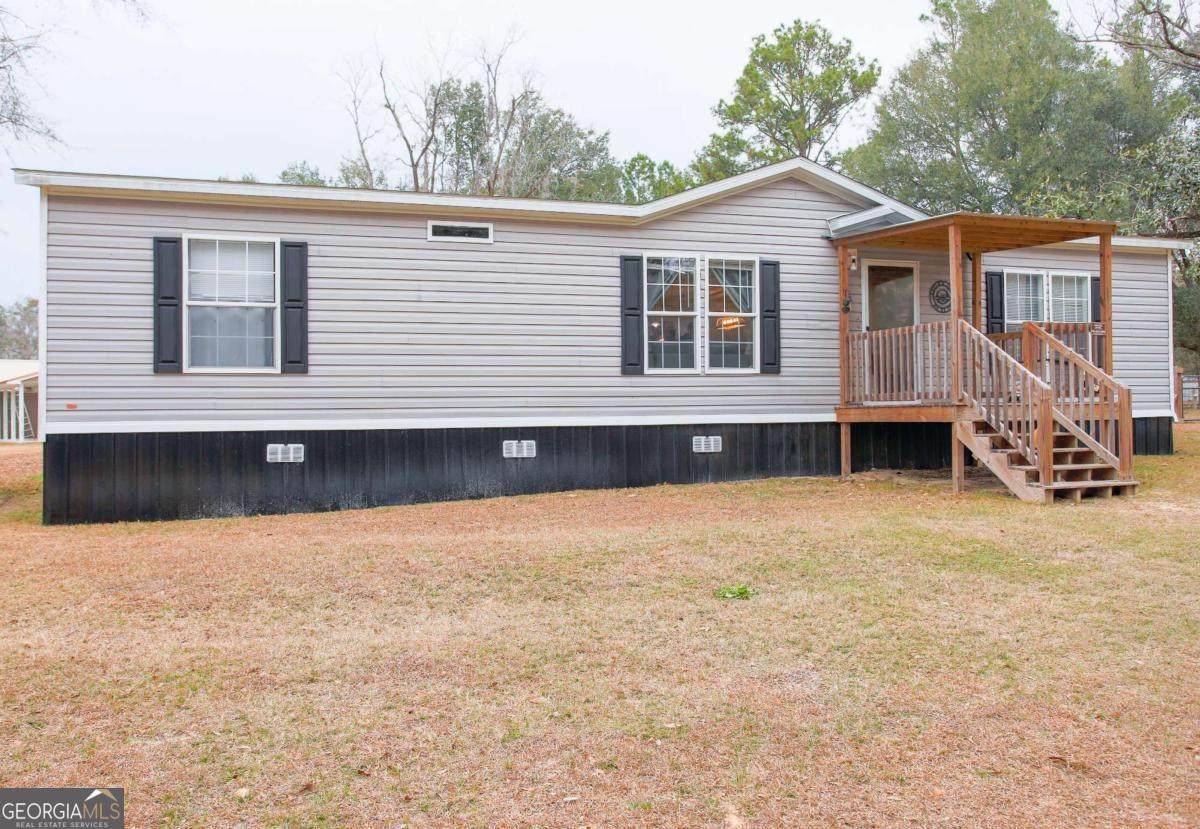 4985 Hwy 169 - Photo 1