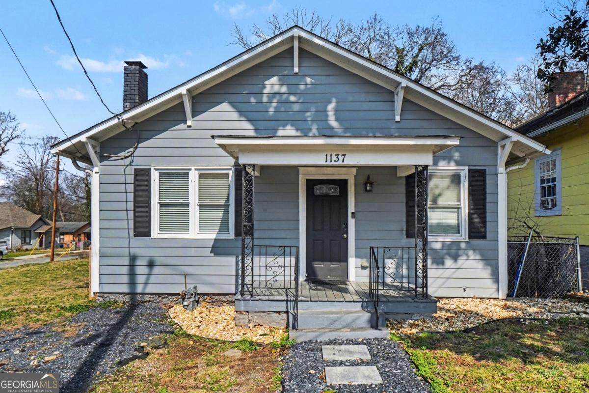 1137 Arlington Avenue - Photo 1
