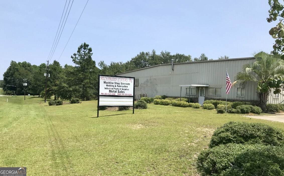 908 Harris Industrial Boulevard - Photo 1