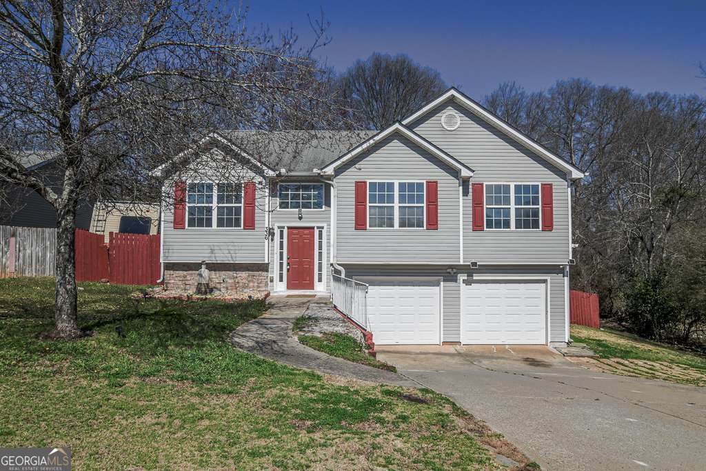 336 Shenandoah Circle - Photo 1