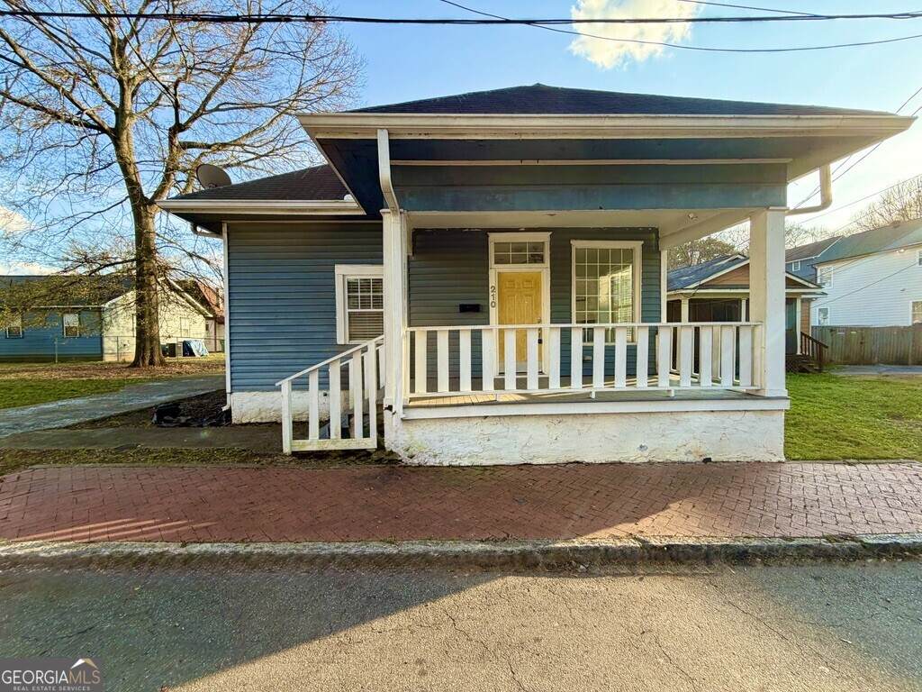 210 Tennessee Avenue - Photo 1