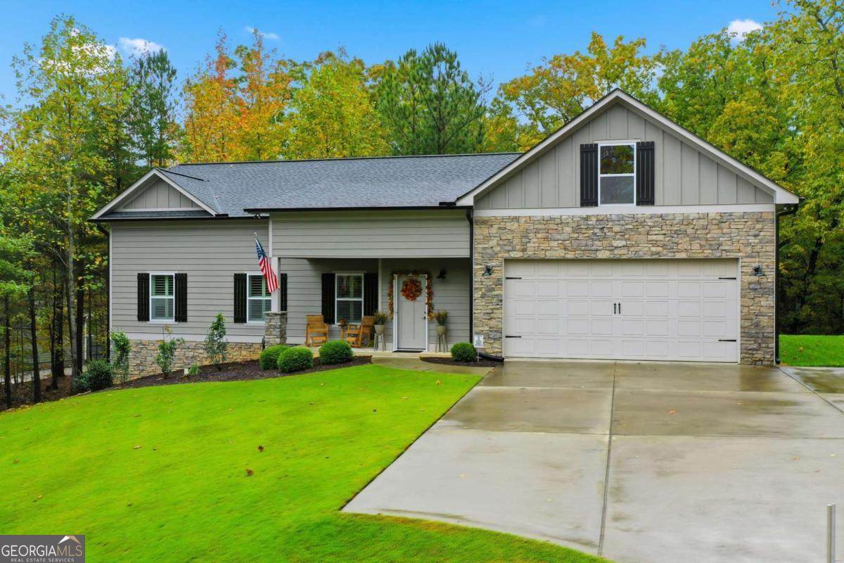 221 Windsor Way - Photo 1