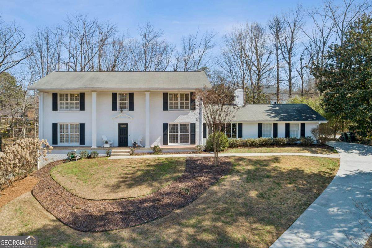 6105 River Shore Parkway - Photo 1