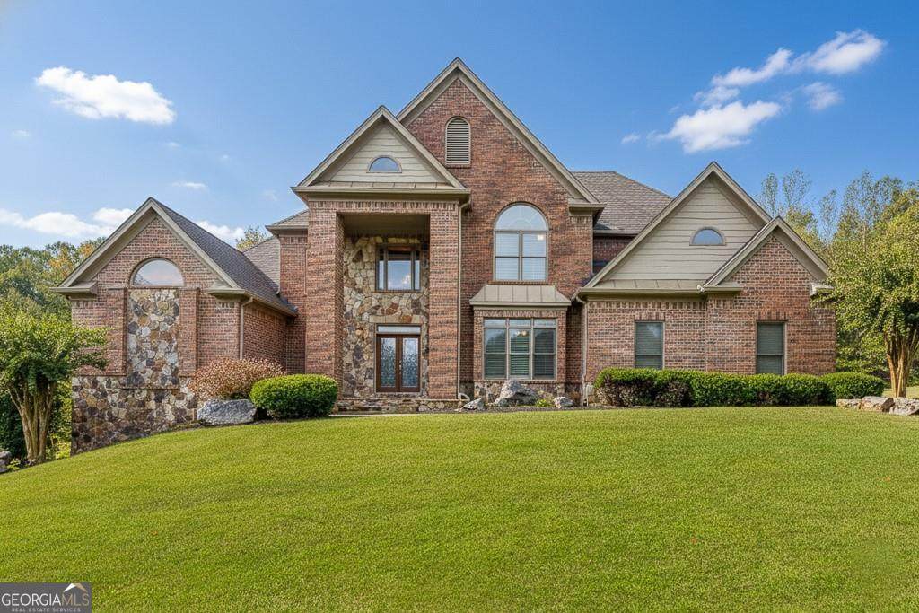 940 Chateau Forest Road - Photo 1