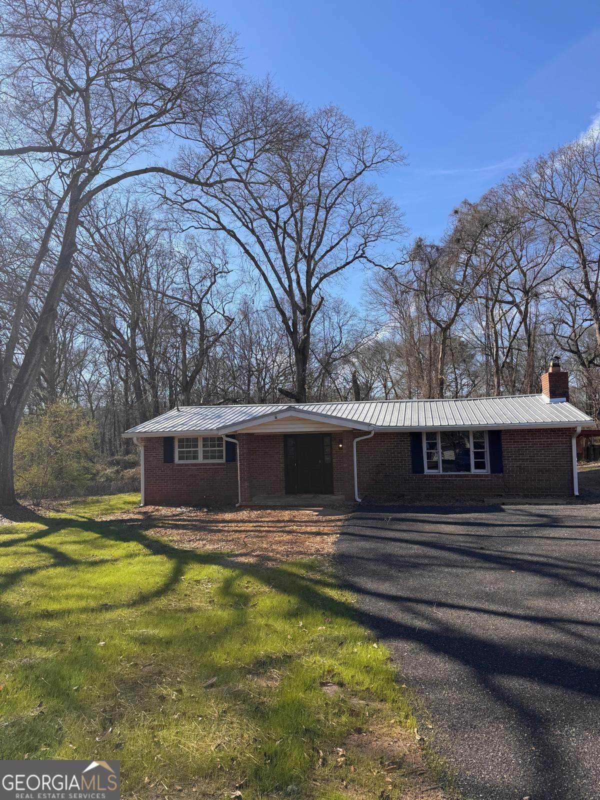 9 Magnolia Drive - Photo 1